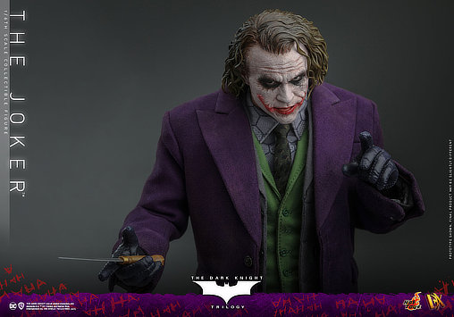 Batman - The Dark Knight Trilogy: The Joker, 1/6 Figur ... https://spaceart.de/produkte/bm033-joker-figur-hot-toys-batman-dark-knight.php