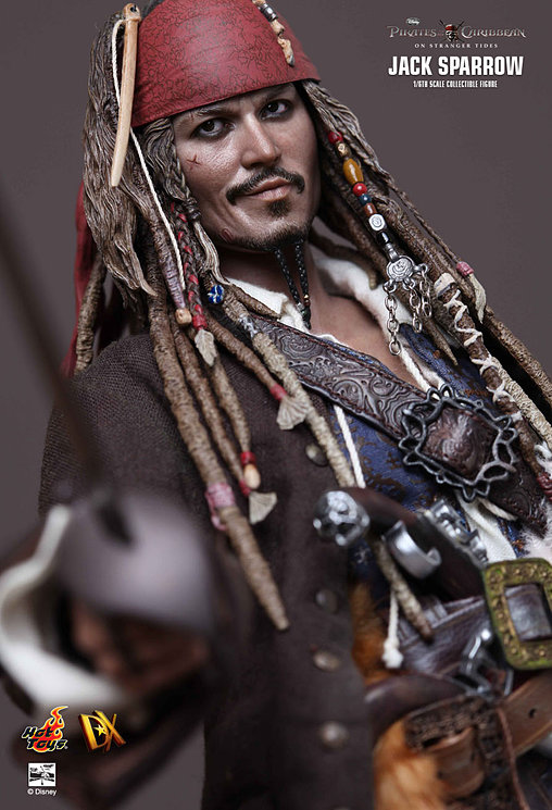 Pirates of the Caribbean - Fremde Gezeiten: Captain Jack Sparrow, 1/6 Figur von Hot Toys