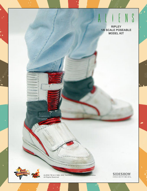 Aliens: Warrant Officer Ellen Ripley, 1/6 Figur von Hot Toys