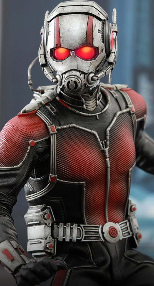 Ant-Man: Scott Lang - Ant-Man, 1/6 Figur von Hot Toys