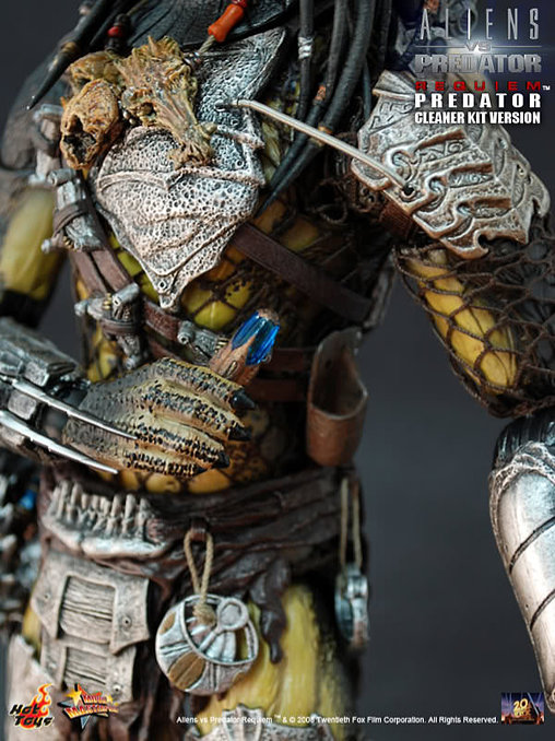 Aliens vs. Predator - Requiem: Predator - Cleaner Kit Version, 1/6 Figur von Hot Toys