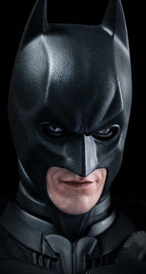 Batman - The Dark Knight Rises: Batman, 1/6 Figur ... https://spaceart.de/produkte/bm005-batman-the-dark-knight-rises-figur-hot-toys-dx12-4897011174662-spaceart.php