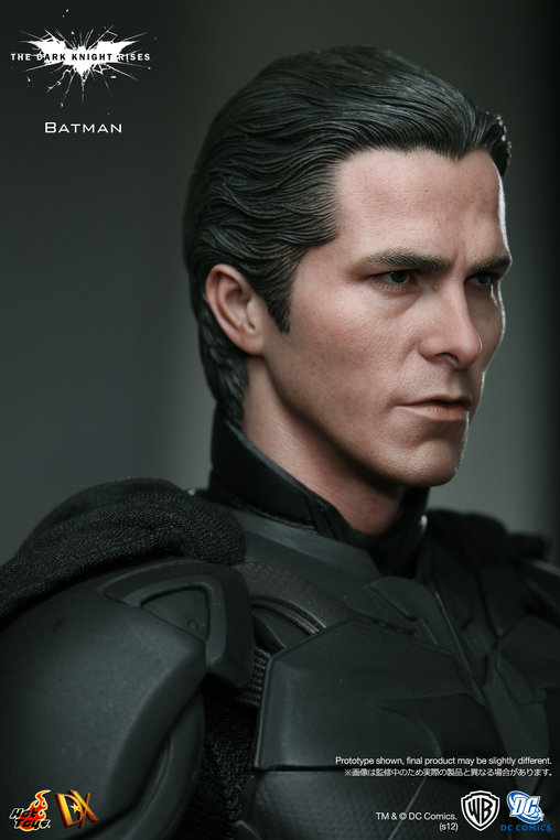 Batman - The Dark Knight Rises: Batman, 1/6 Figur von Hot Toys