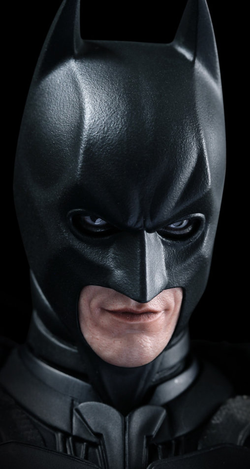 Batman - The Dark Knight Rises: Batman, 1/6 Figur von Hot Toys