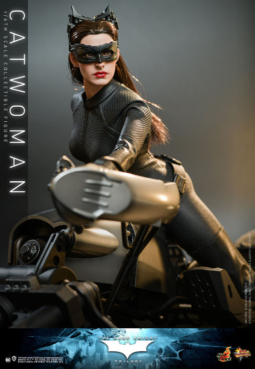 Batman - The Dark Knight Rises: Catwoman, 1/6 Figur von Hot Toys
