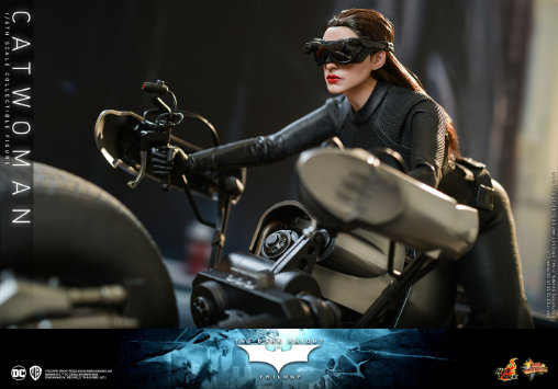 Batman - The Dark Knight Rises: Catwoman, 1/6 Figur von Hot Toys