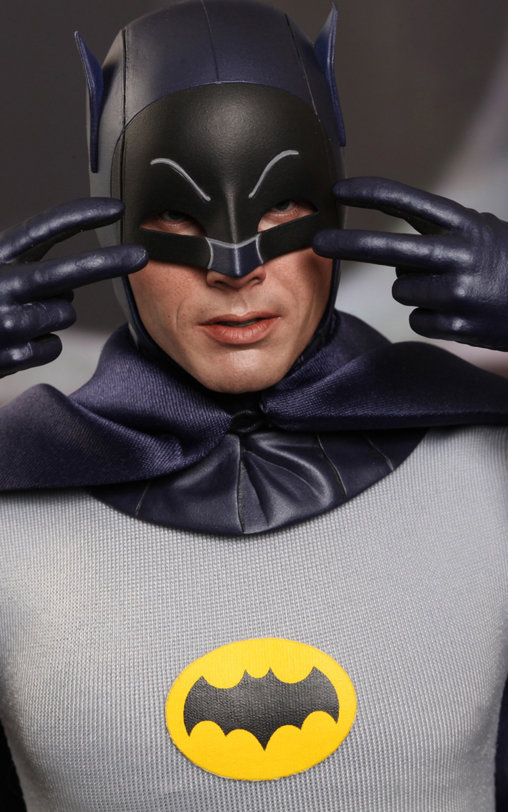 Batman hält die Welt in Atem: Batman, 1/6 Figur von Hot Toys