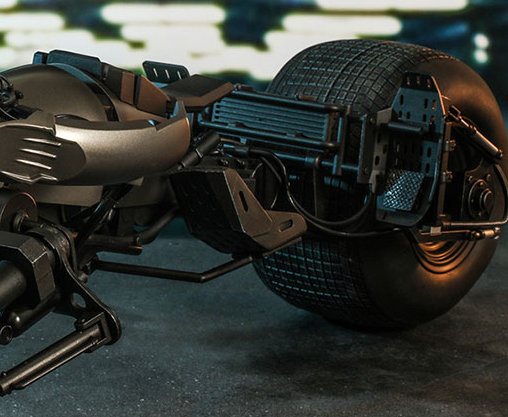 Batman - The Dark Knight Rises: Bat-Pod, Fertig-Modell von Hot Toys