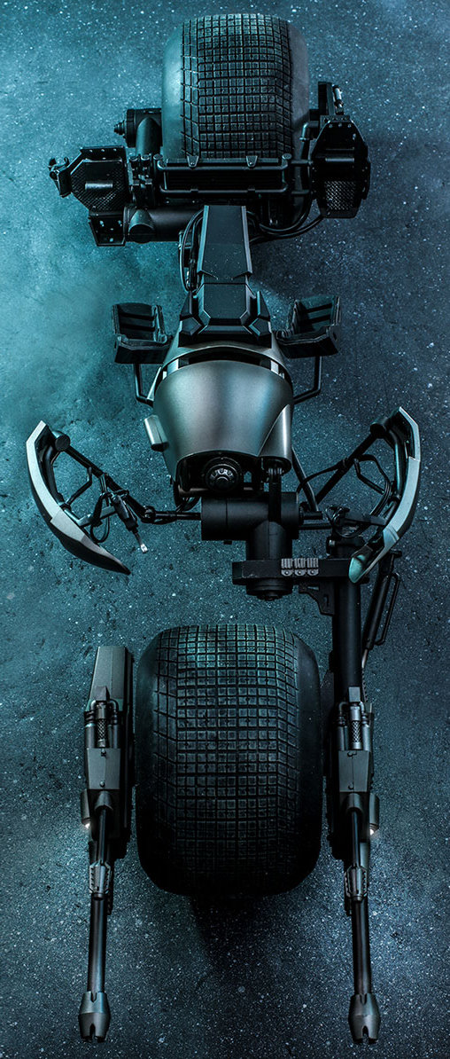 Batman - The Dark Knight Rises: Bat-Pod, Fertig-Modell von Hot Toys