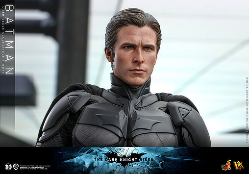 Batman - The Dark Knight Rises: Batman, 1/6 Figur von Hot Toys