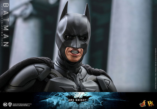 Batman - The Dark Knight Rises: Batman, 1/6 Figur von Hot Toys