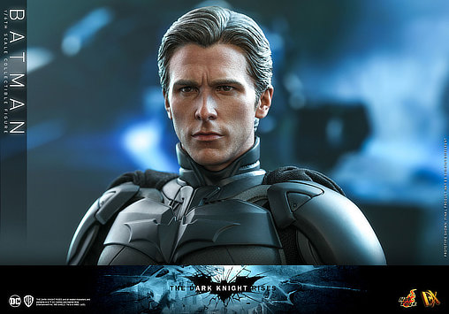 Batman - The Dark Knight Rises: Batman, 1/6 Figur von Hot Toys