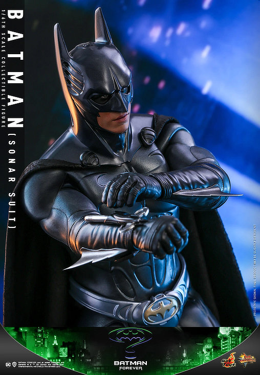 Batman Forever: Batman - Sonar Suit, 1/6 Figur von Hot Toys