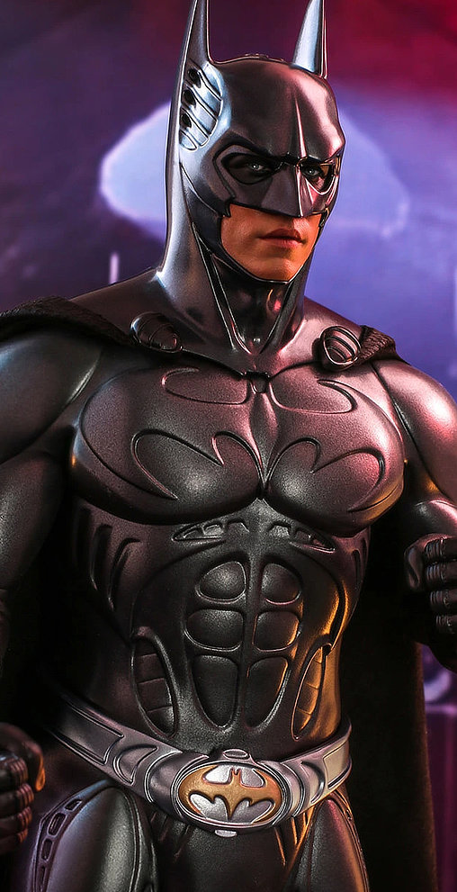 Batman Forever: Batman - Sonar Suit, 1/6 Figur von Hot Toys