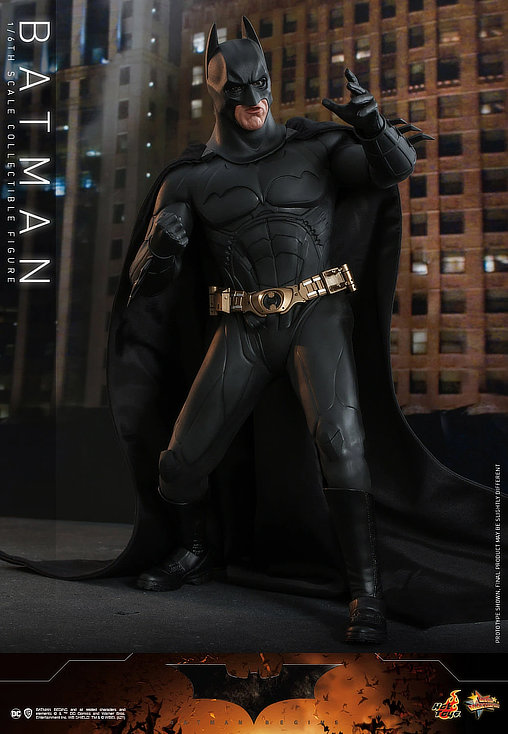 Batman Begins: Batman - Exclusive, 1/6 Figur von Hot Toys