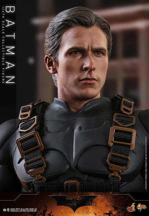 Batman Begins: Batman - Exclusive, 1/6 Figur von Hot Toys