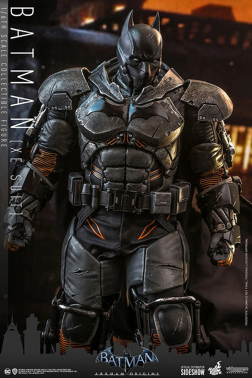 Batman - Arkham Origins: Batman - XE Suit, 1/6 Figur von Hot Toys