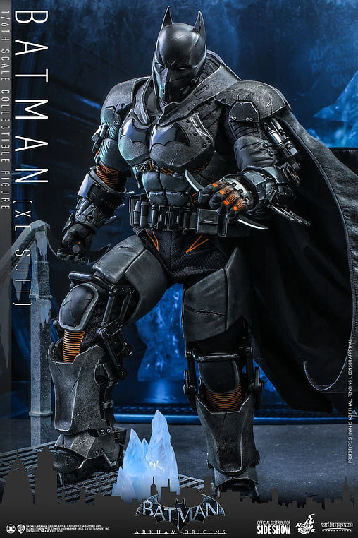 Batman - Arkham Origins: Batman - XE Suit, 1/6 Figur von Hot Toys