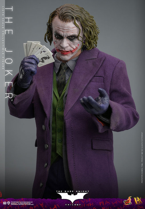 Batman - The Dark Knight Trilogy: The Joker, 1/6 Figur von Hot Toys