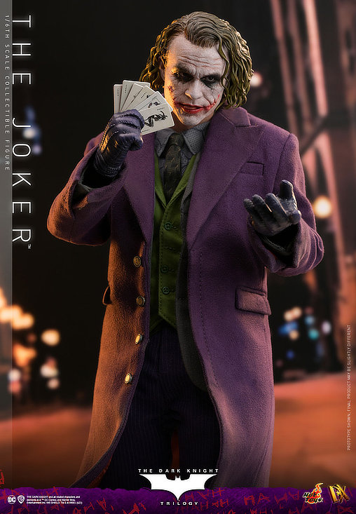 Batman - The Dark Knight Trilogy: The Joker, 1/6 Figur von Hot Toys