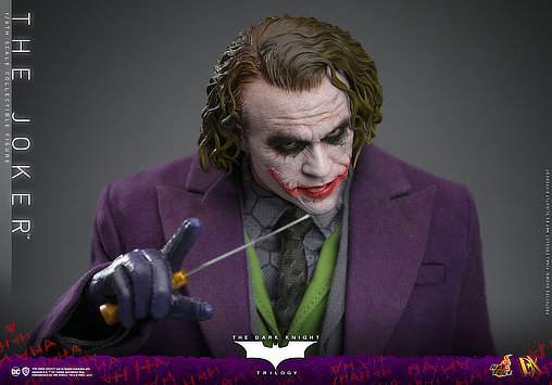 Batman - The Dark Knight Trilogy: The Joker, 1/6 Figur von Hot Toys