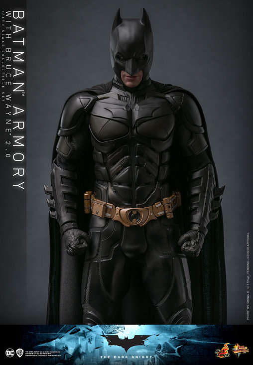 Batman - The Dark Knight: Batman Armory with Bruce Wayne - 2.0, 1/6 Figur von Hot Toys