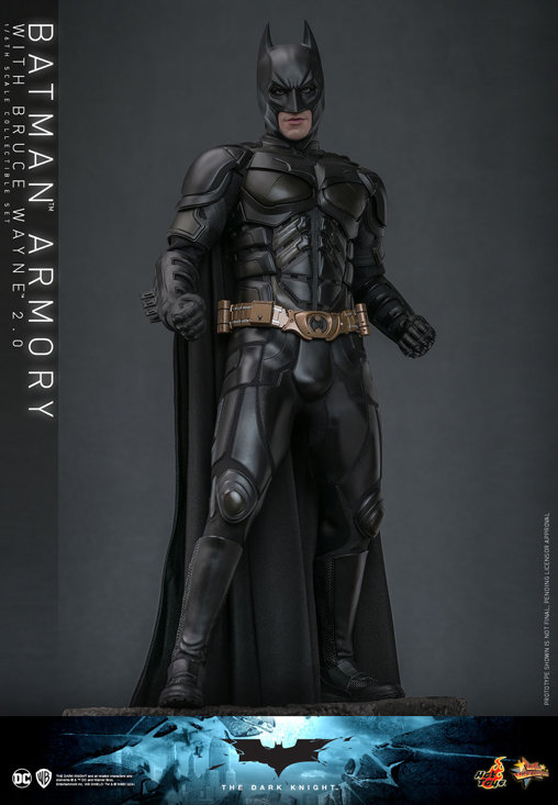 Batman - The Dark Knight: Batman Armory with Bruce Wayne - 2.0, 1/6 Figur von Hot Toys