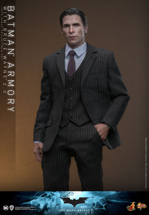 Batman - The Dark Knight: Batman Armory with Bruce Wayne - 2.0, 1/6 Figur von Hot Toys