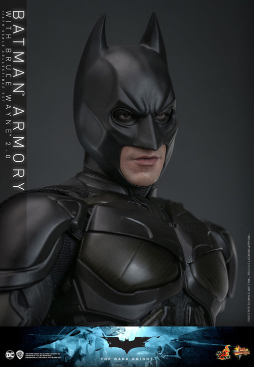 Batman - The Dark Knight: Batman Armory with Bruce Wayne - 2.0, 1/6 Figur von Hot Toys
