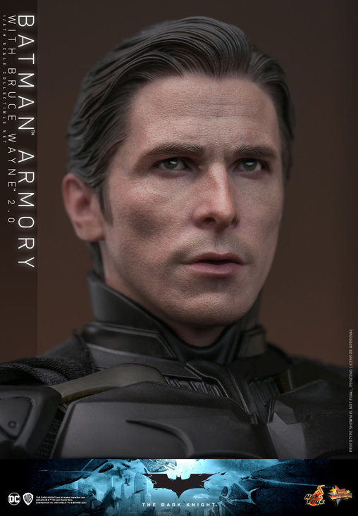 Batman - The Dark Knight: Batman Armory with Bruce Wayne - 2.0, 1/6 Figur von Hot Toys
