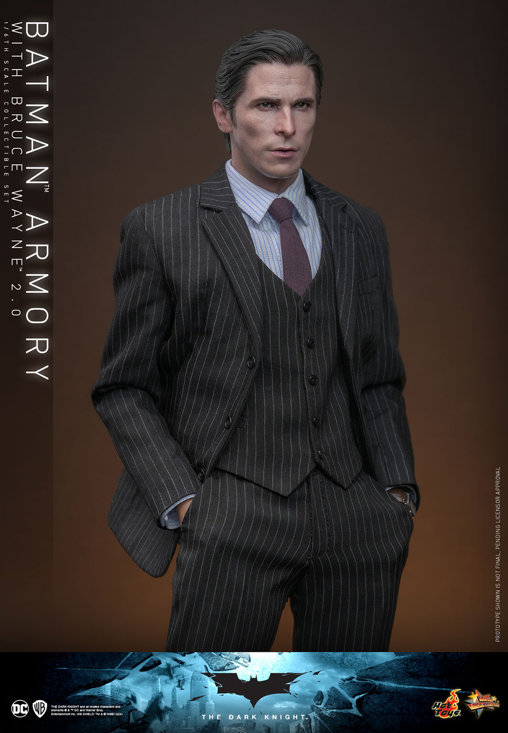 Batman - The Dark Knight: Batman Armory with Bruce Wayne - 2.0, 1/6 Figur von Hot Toys