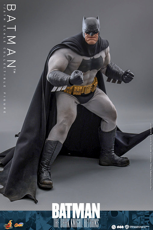 Batman - The Dark Knight Returns: Batman, 1/6 Figur von Hot Toys
