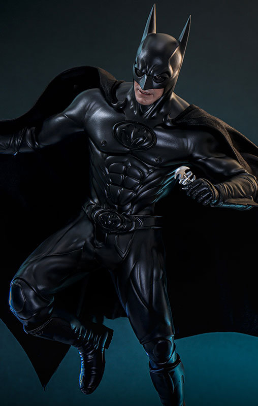 Batman und Robin: Batman, 1/6 Figur von Hot Toys