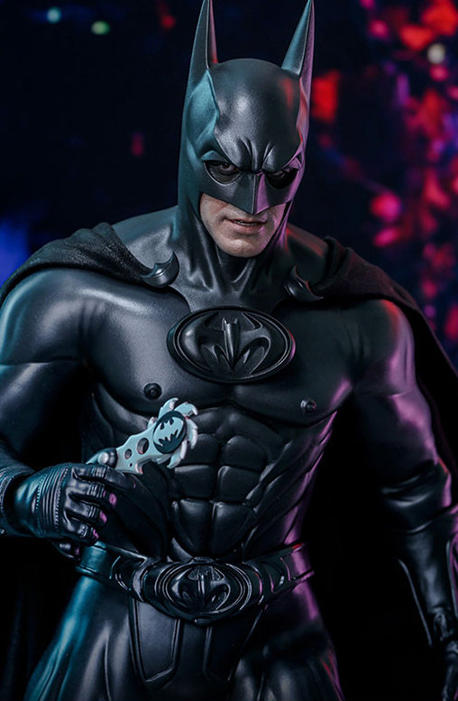 Batman und Robin: Batman, 1/6 Figur von Hot Toys