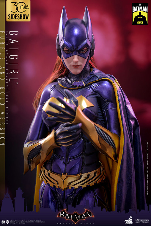 Batman - Arkham Knight: Batgirl - Purple and Gold Version von Hot Toys, weitere Produktansicht 2