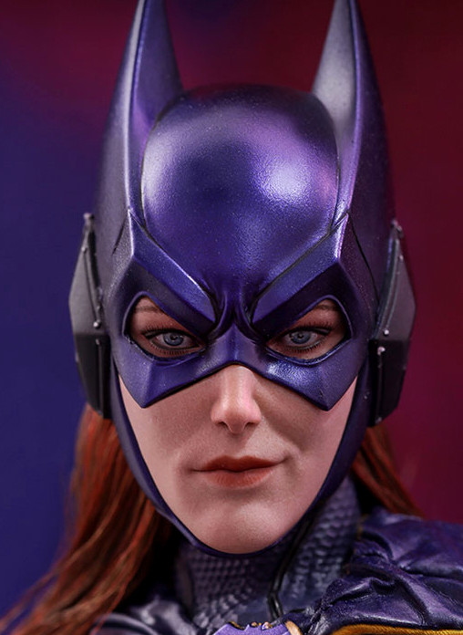 Batman - Arkham Knight: Batgirl - Purple and Gold Version von Hot Toys, weitere Produktansicht 22