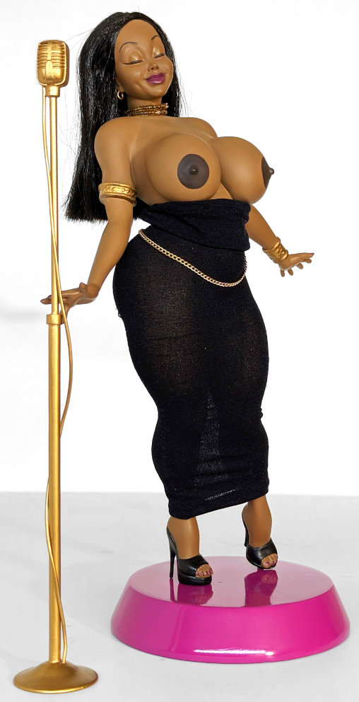 Booty Babes: Coco, Statue von Spencer Davis