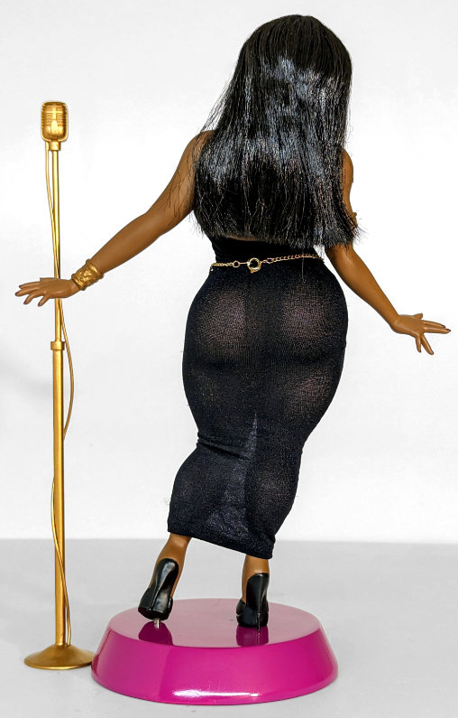 Booty Babes: Coco, Statue von Spencer Davis