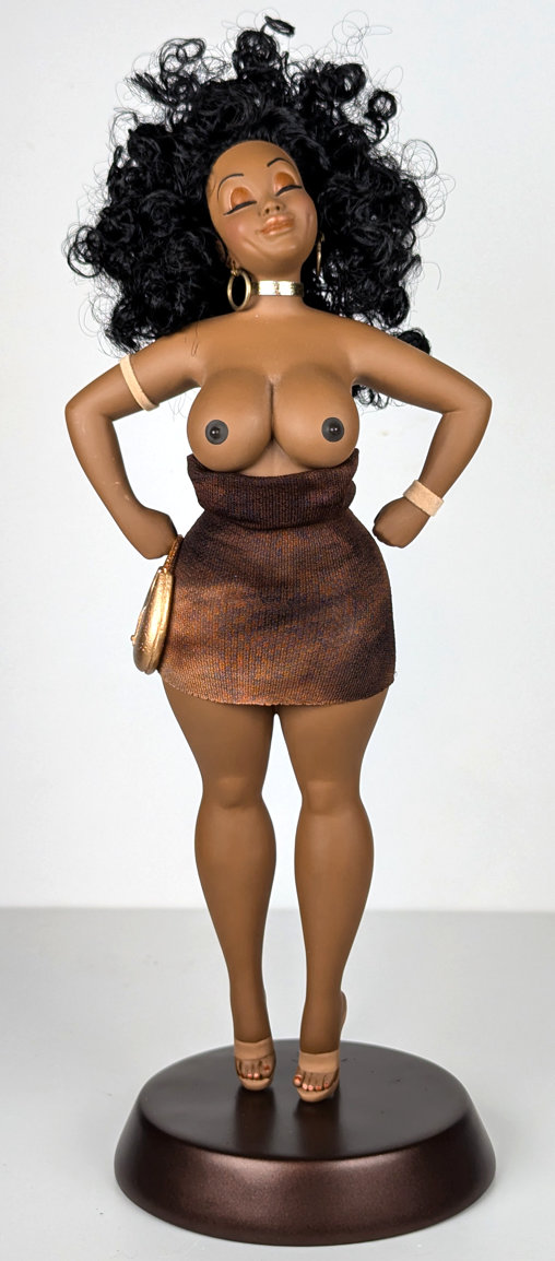 Booty Babes: Godiva, Statue von Spencer Davis