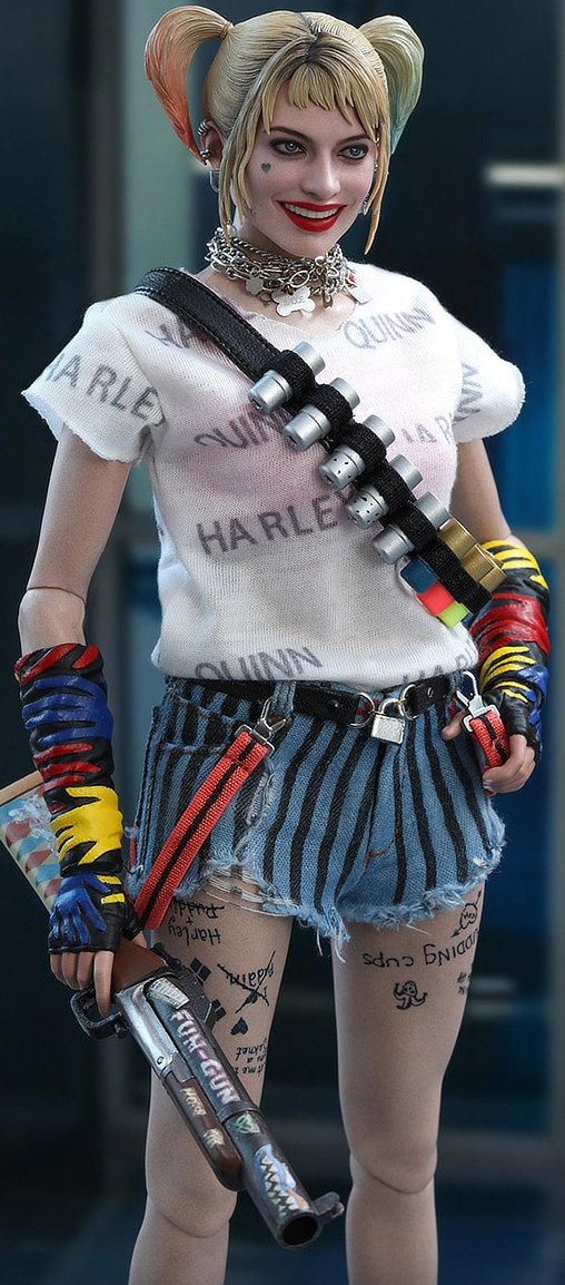 Birds of Prey: Harley Quinn - Caution Tape Jacket Version, 1/6 Figur von Hot Toys