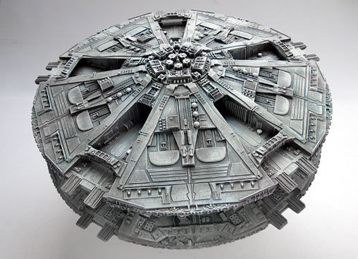 Battlestar Galactica: Cylon Base Star, Modell-Bausatz von Revell