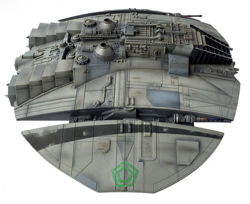 Battlestar Galactica: Cylon Raider - Giant, Fertig-Modell von SPACEart