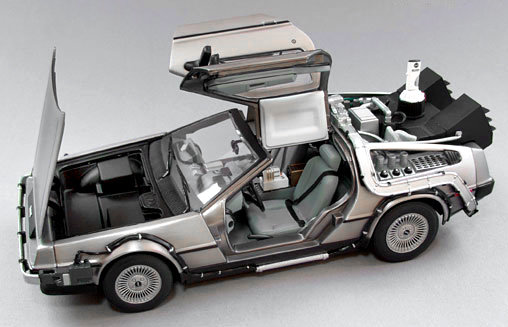 Zurück in die Zukunft 2: Delorean - Flug-Version, Fertig-Modell von Sun Star