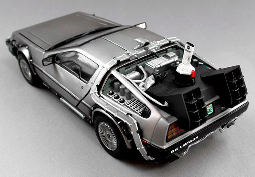 Zurück in die Zukunft 2: Delorean - Flug-Version, Fertig-Modell von Sun Star