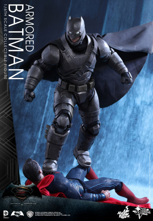 Batman v Superman - Dawn of Justice: Armored Batman, 1/6 Figur von Hot Toys