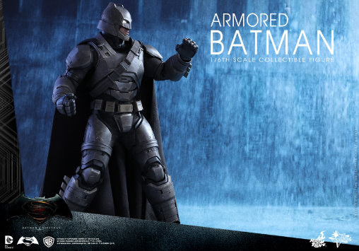 Batman v Superman - Dawn of Justice: Armored Batman, 1/6 Figur von Hot Toys