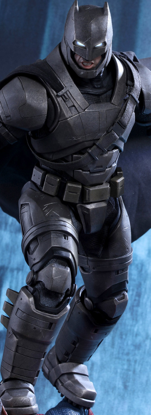 Batman v Superman - Dawn of Justice: Armored Batman, 1/6 Figur von Hot Toys