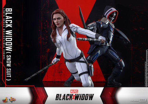 Black Widow: Natasha Romanoff - Snow Suit, 1/6 Figur von Hot Toys