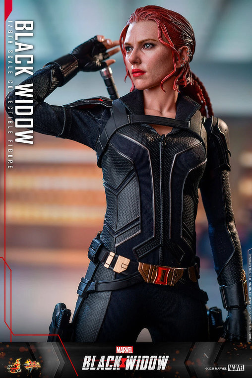 Black Widow: Natasha Romanoff - Black Suit, 1/6 Figur von Hot Toys