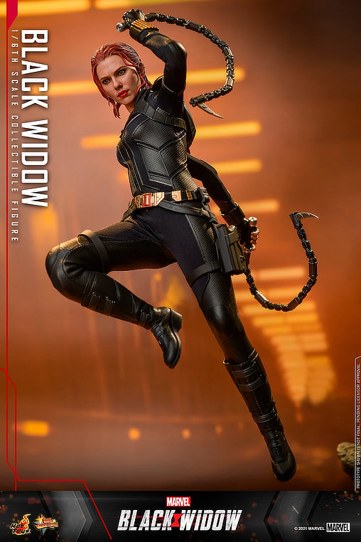 Black Widow: Natasha Romanoff - Black Suit, 1/6 Figur von Hot Toys